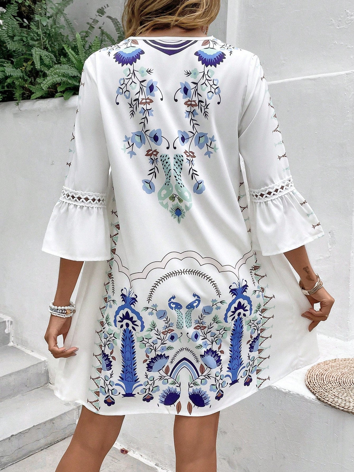 Abito Con Orlo In Pizzo Con Stampa Di Posizionamento