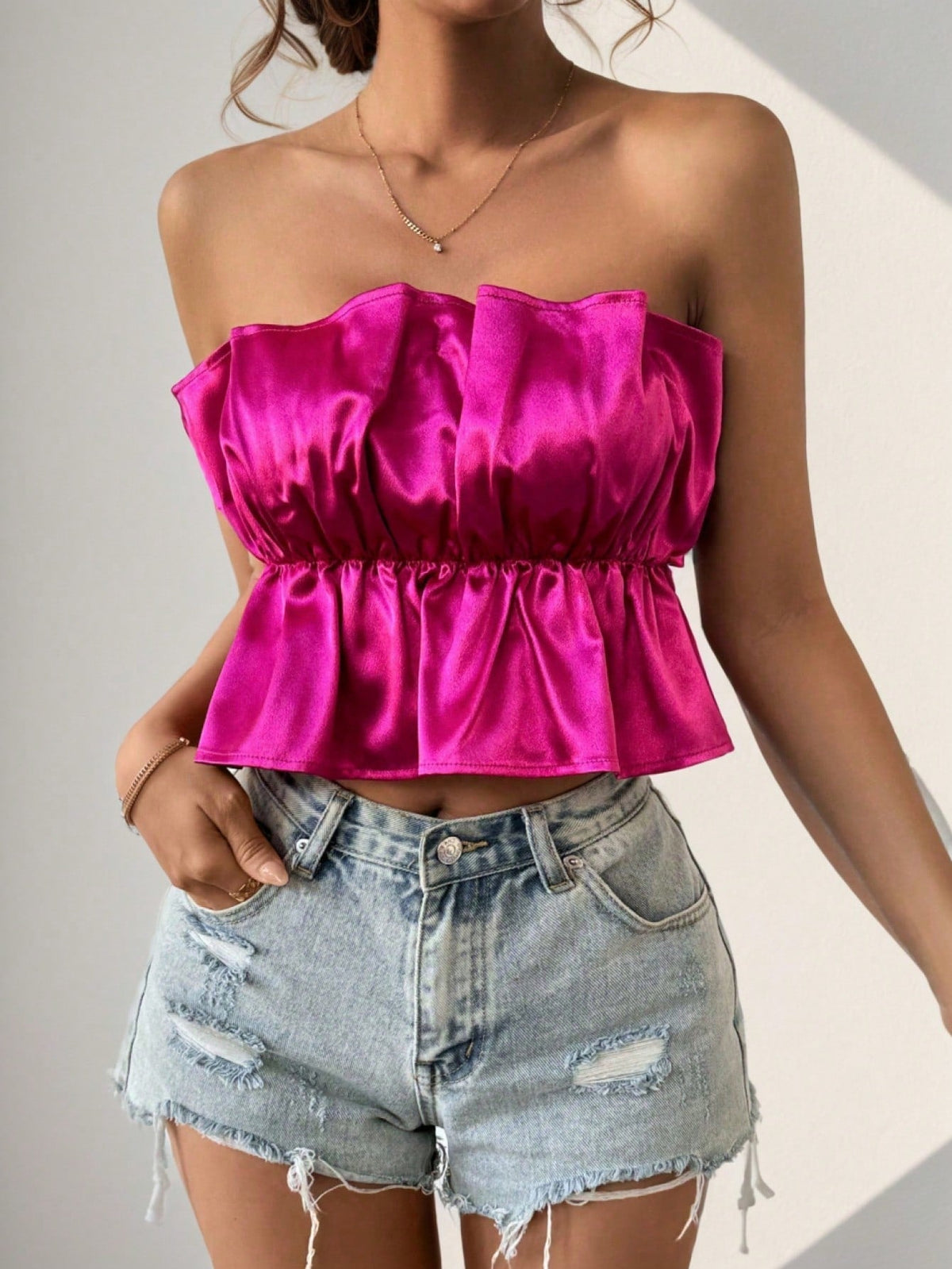 Top sbarazzino senza spalline semplice e di tutti i giorni dal colore unito per donna