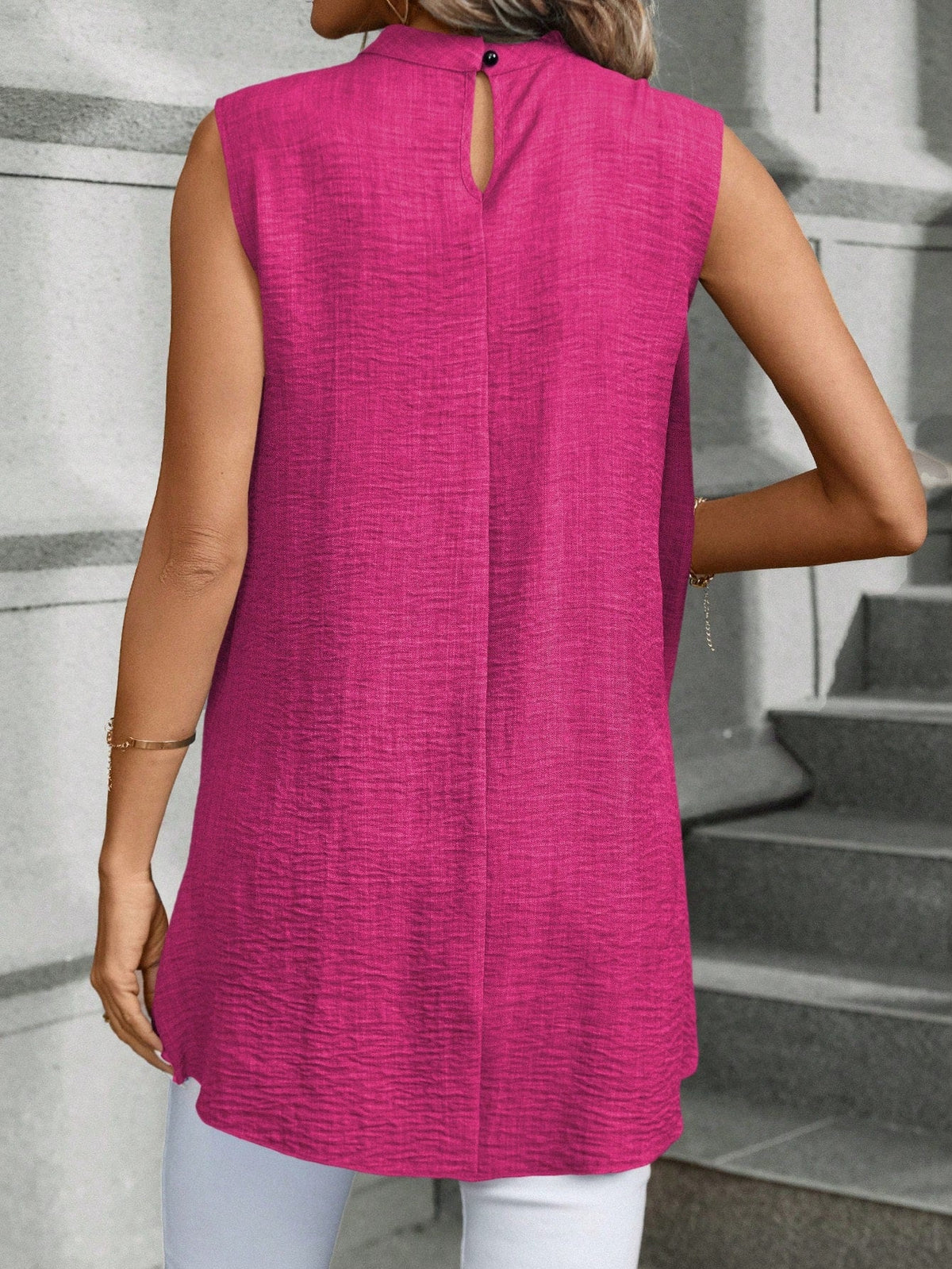 Blusa Da Donna Senza Maniche Con Colletto Alto E Orlo Asimmetrico