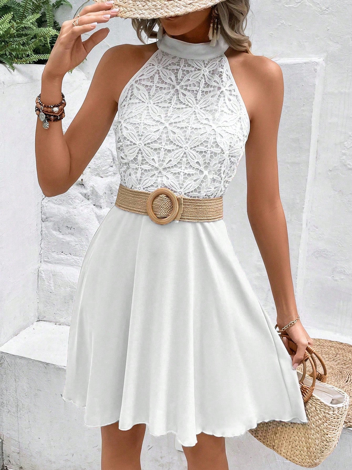 Elegante vestito a collo Halter in pizzo a colori contrastanti con patchwork per le vacanze