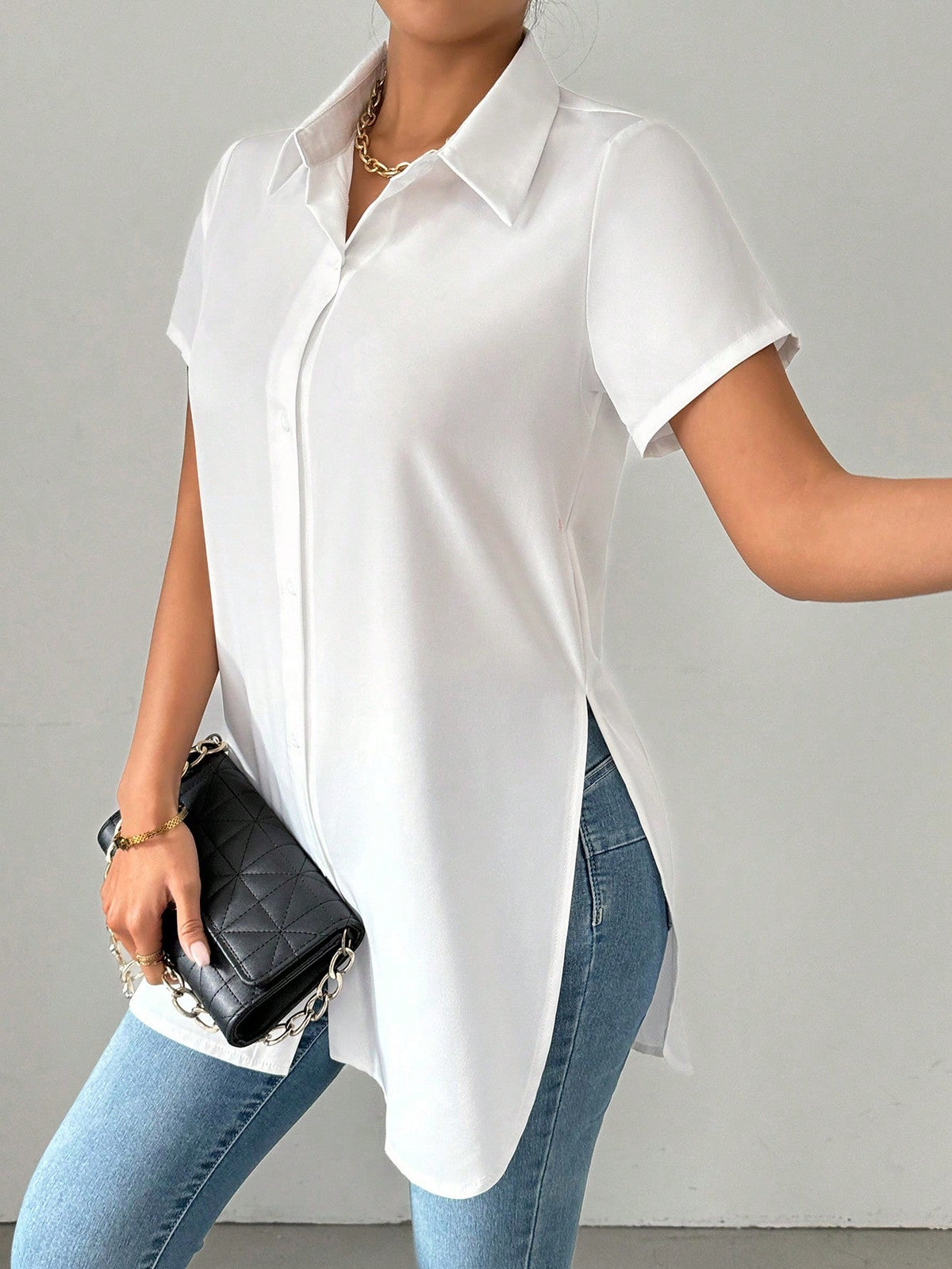 Camicia elegante da donna, a tinta unita, alla moda, con vestibilitˆ ampia e orlo diviso