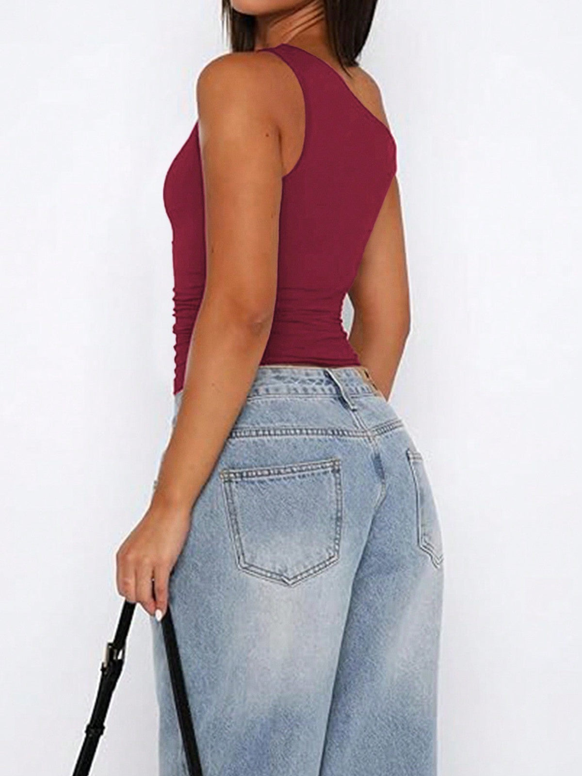 Top Corto Con Scollatura Asimmetrica Per Donne