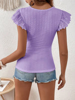 Maglietta pizzo a contrasto manica a farfalla con orlo smerlato