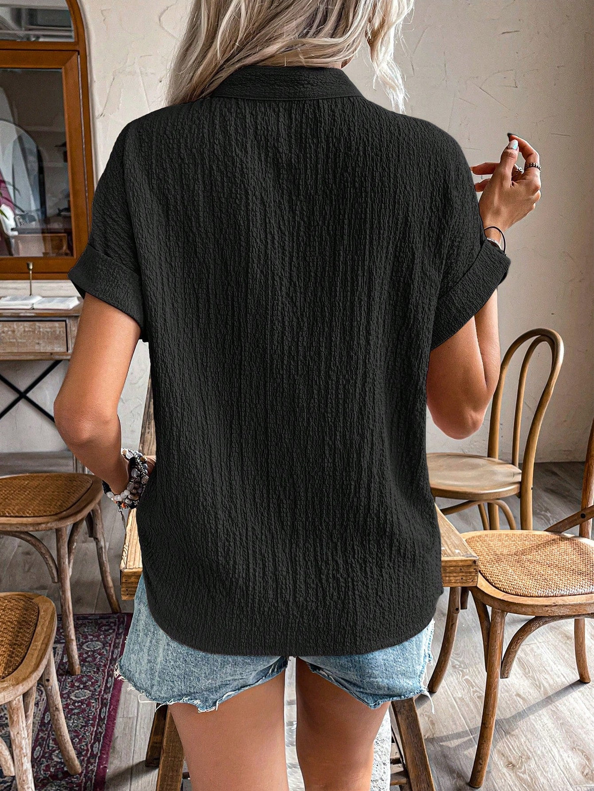 Camicia A Maniche A Pipistrello Con Colletto A Spacchi E Colore Unito