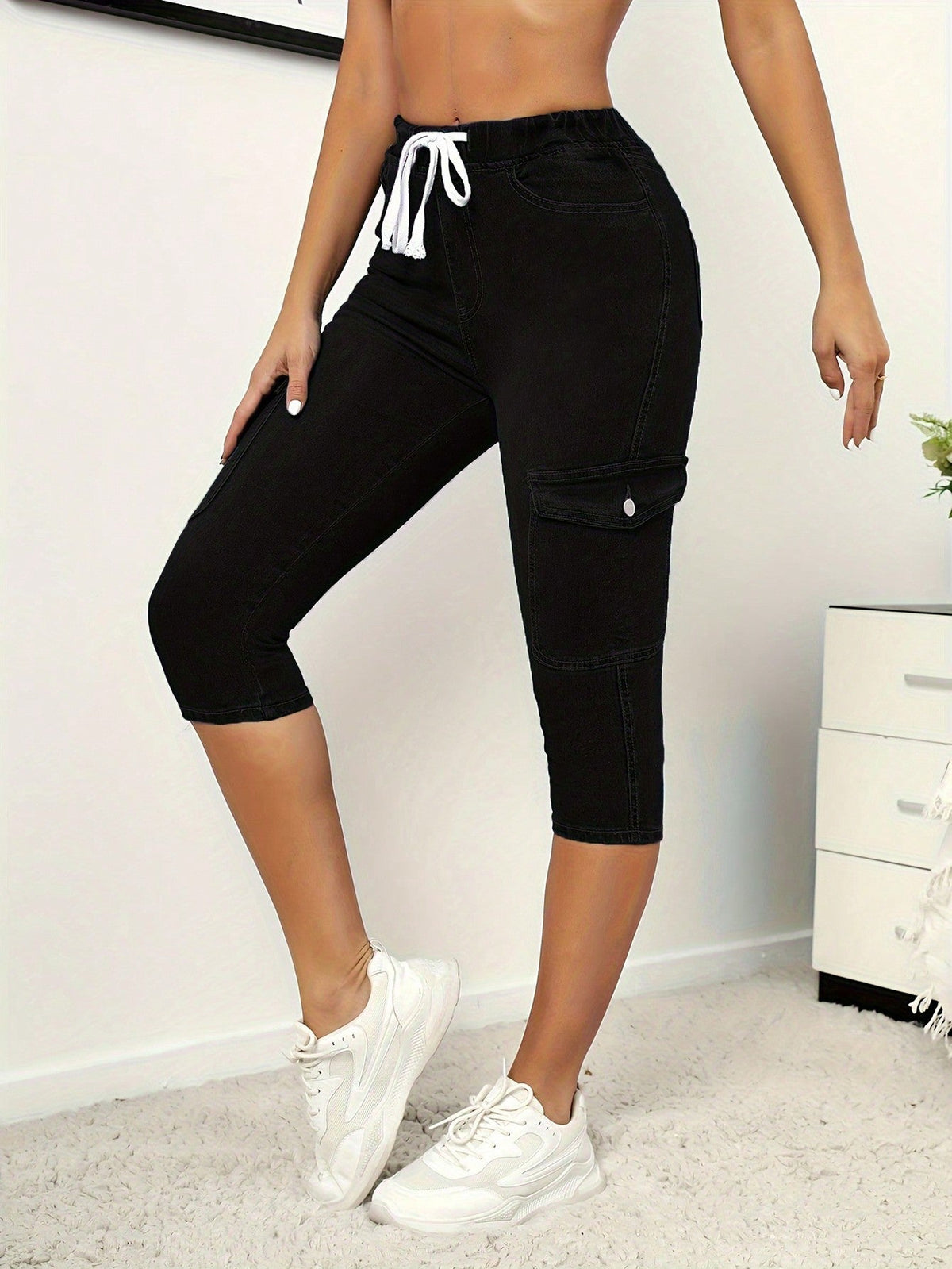 Pantaloncini Capri slim stringati con tasche elastiche primavera/estate