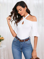 Maglietta slim fit a spalle scoperte per donne adatta per le vacanze