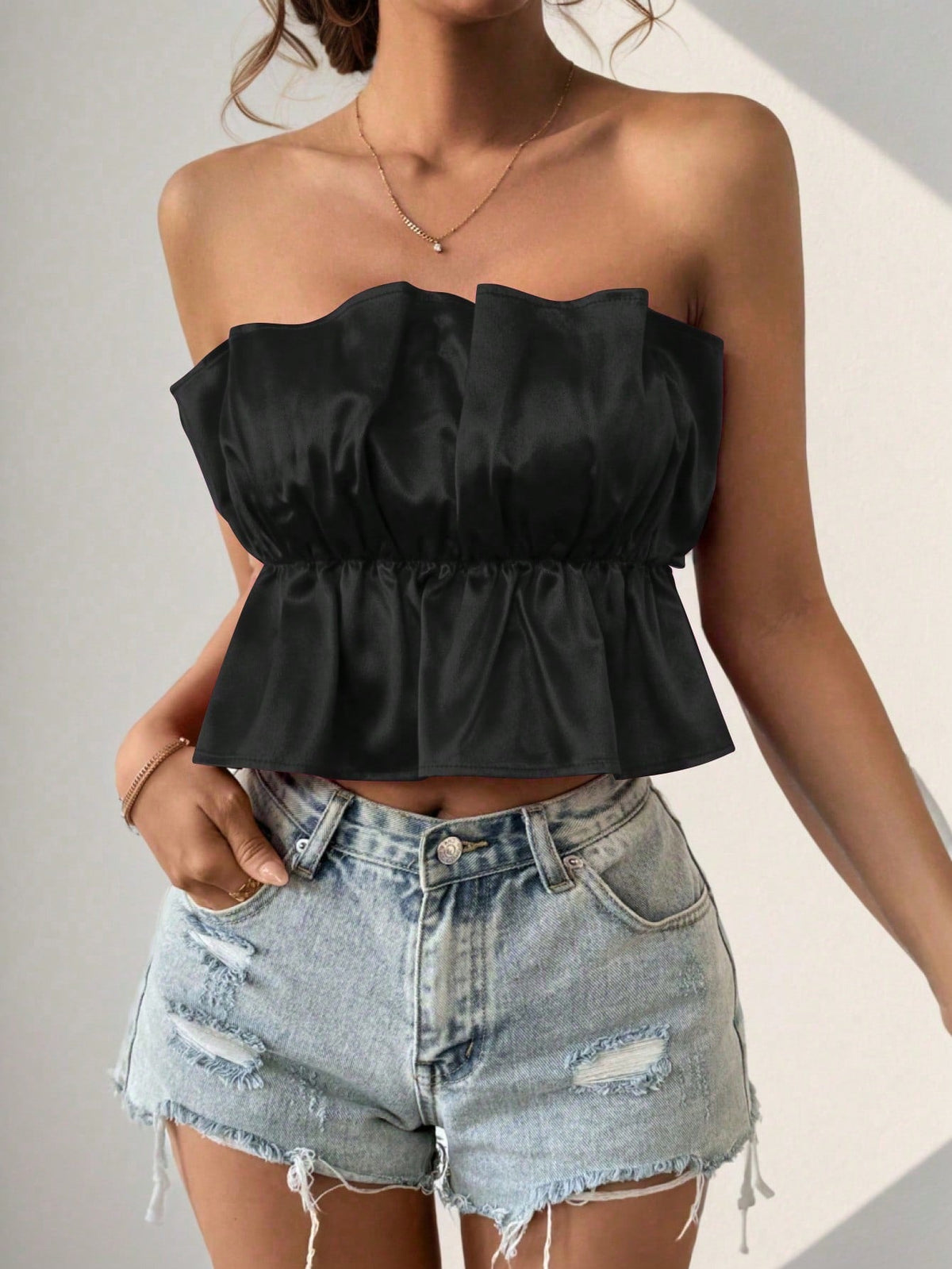 Top sbarazzino senza spalline semplice e di tutti i giorni dal colore unito per donna