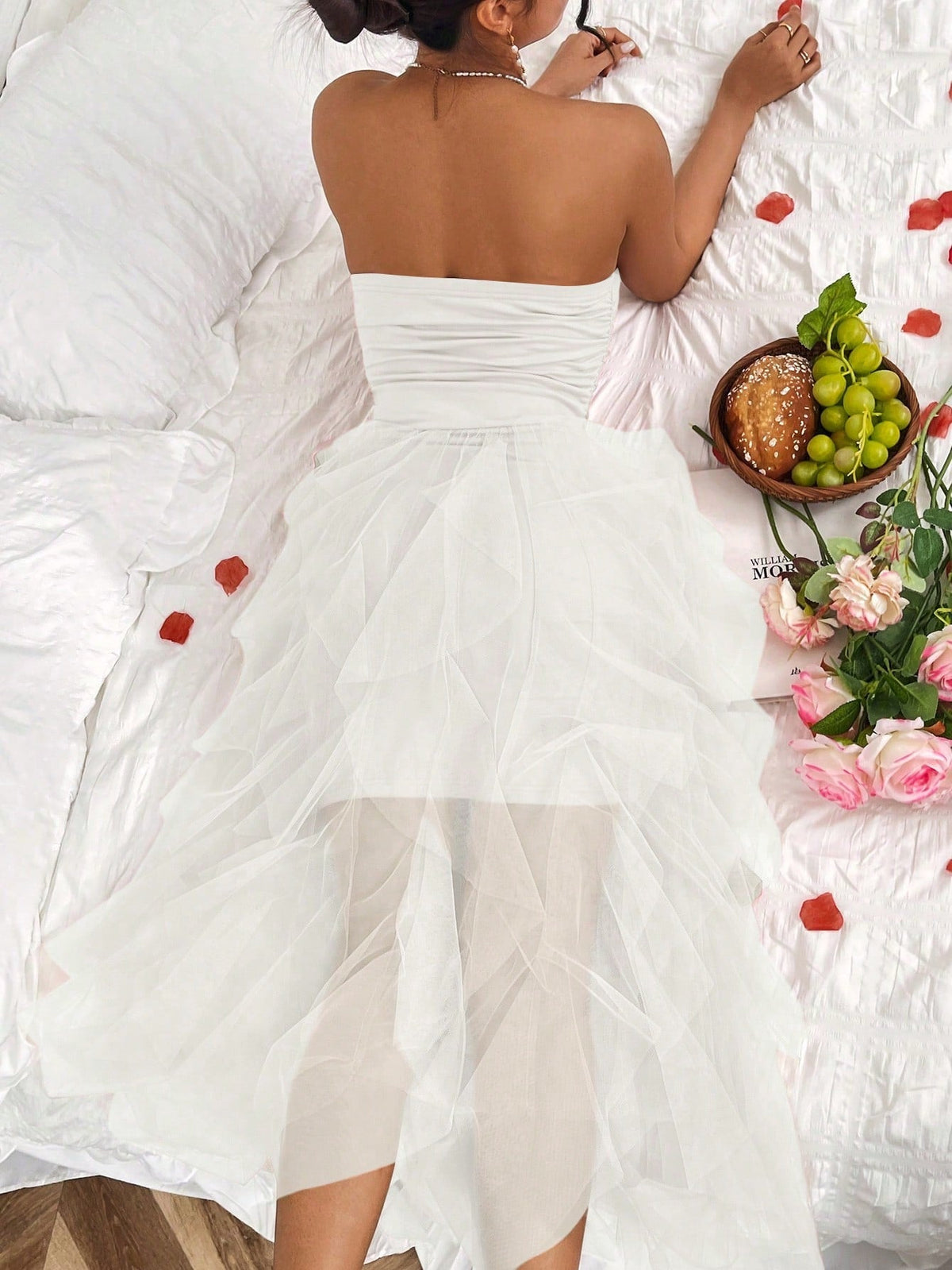 Abito Senza Spalline Con Pieghe E Patchwork In Rete E Tinta Unita