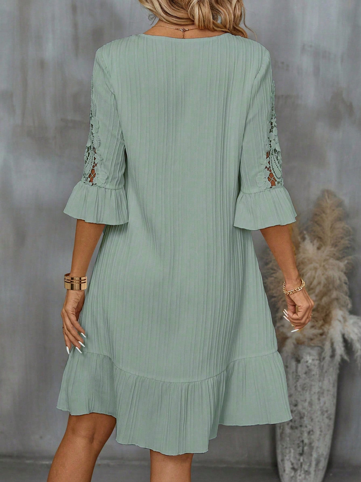 Abito Da Donna Con Orlo In Pizzo Patchwork E Volant