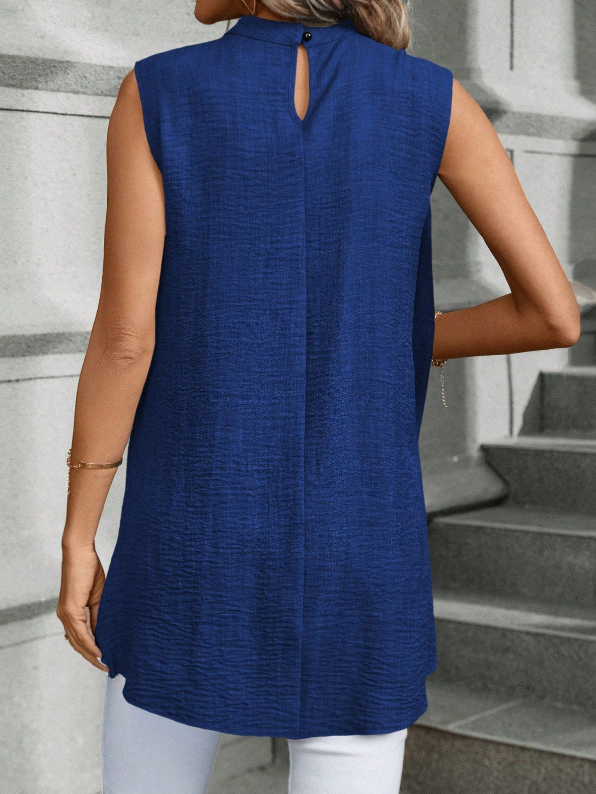 Blusa Da Donna Senza Maniche Con Colletto Alto E Orlo Asimmetrico