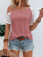 Maglietta casual da donna estiva con collo asimmetrico a blocchi di colore e manica corta in pizzo a contrasto