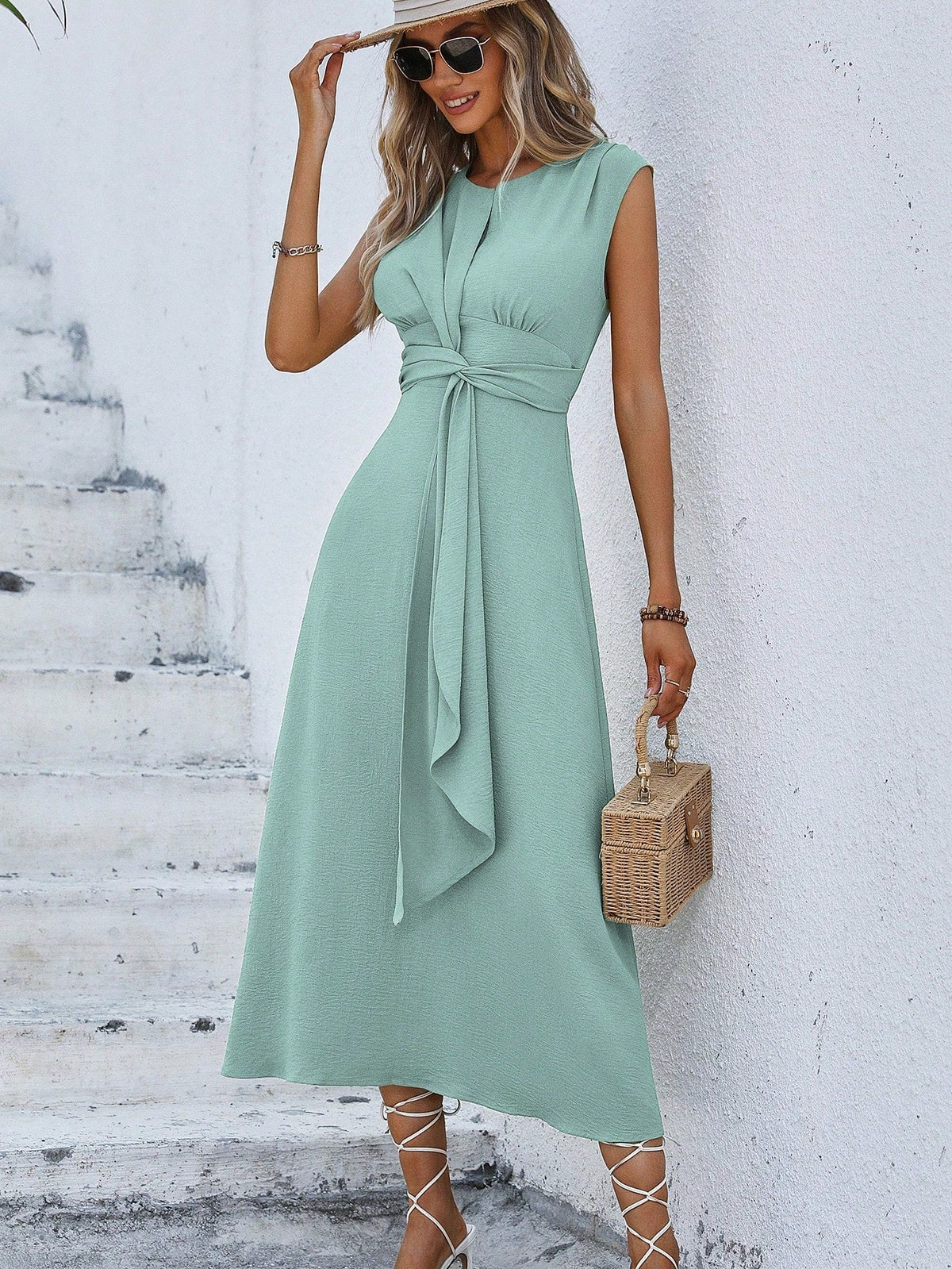 Abito senza maniche in tinta unita alla moda da donna