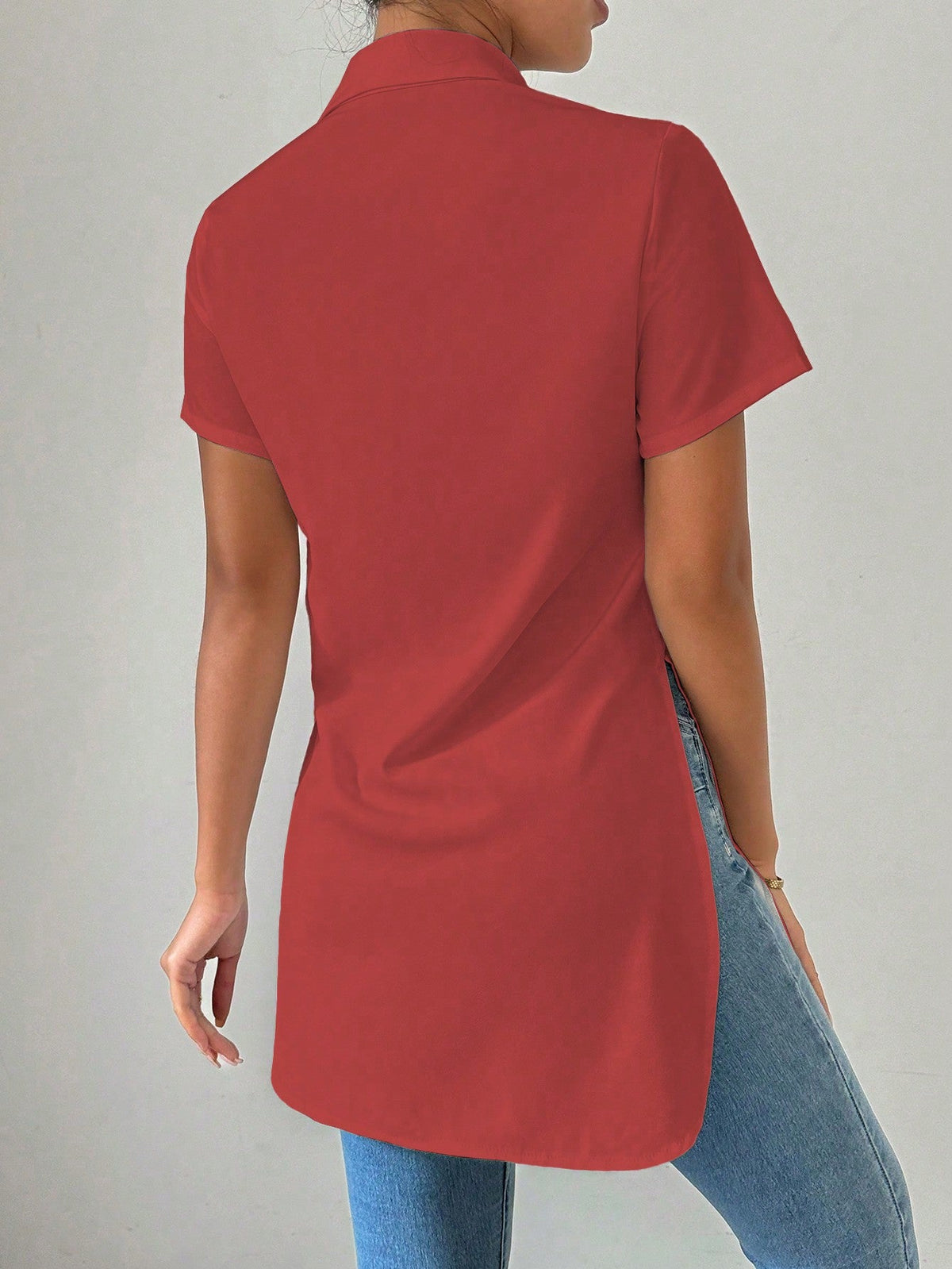 Camicia elegante da donna, a tinta unita, alla moda, con vestibilitˆ ampia e orlo diviso