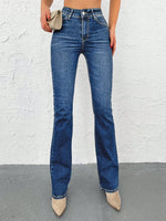 Jeans casual gamba a zampa di elefante