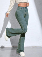 Jeans a gamba svasata vita alta