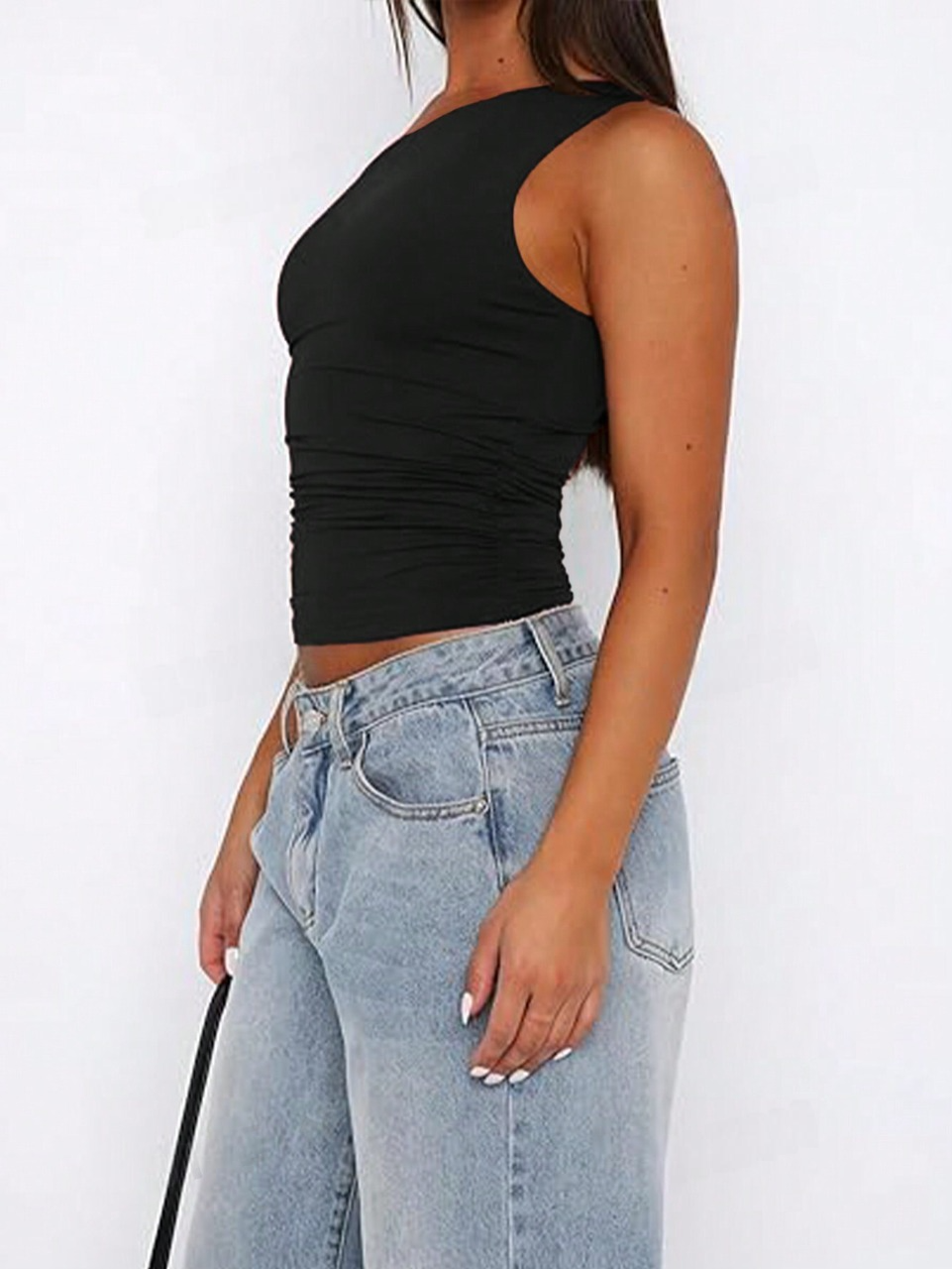 Top Corto Con Scollatura Asimmetrica Per Donne