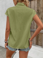 Camicia da donna a manica corta con colletto alla mandarina e bottoni diagonali per l"estate