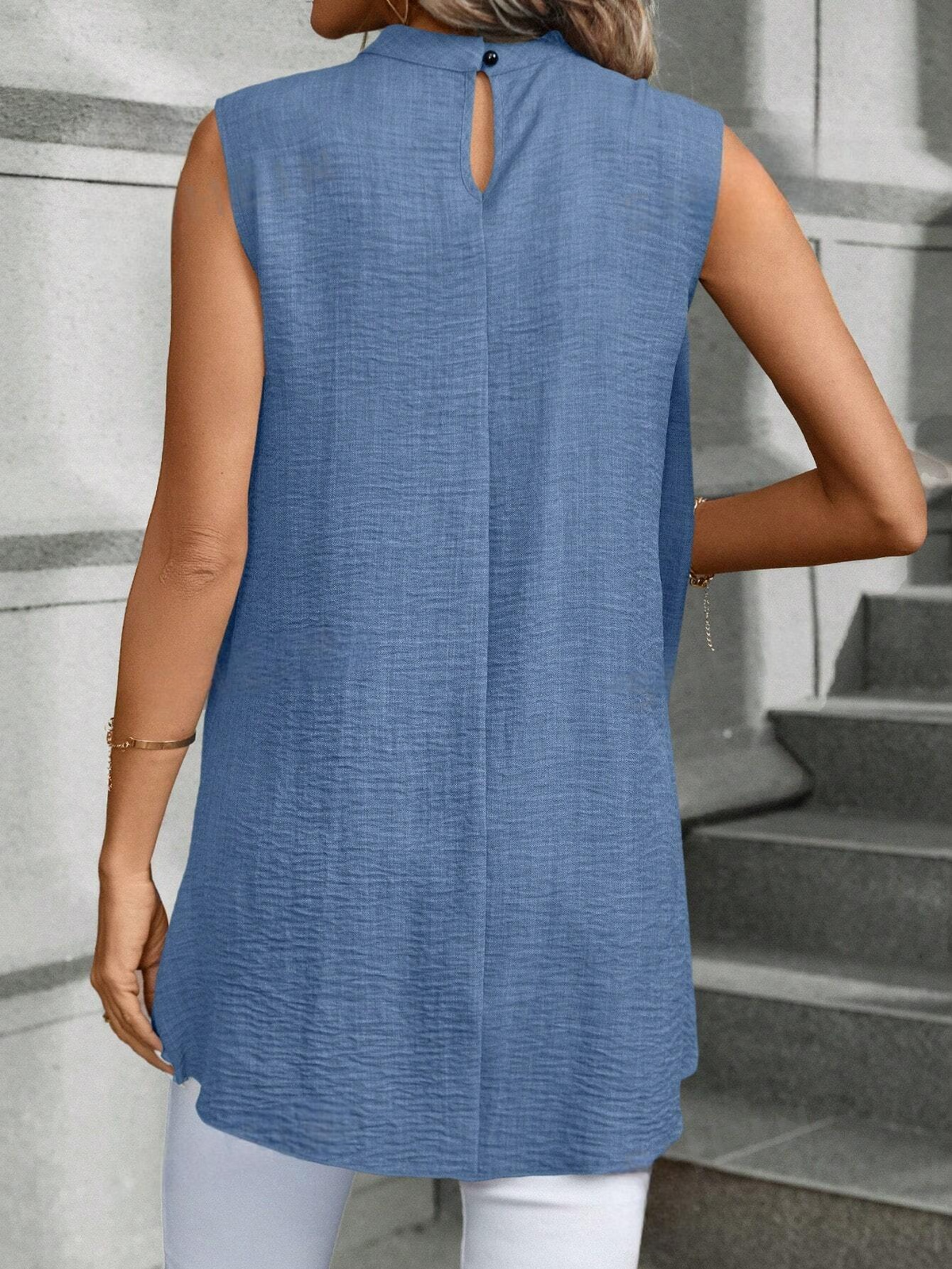 Blusa Da Donna Senza Maniche Con Colletto Alto E Orlo Asimmetrico