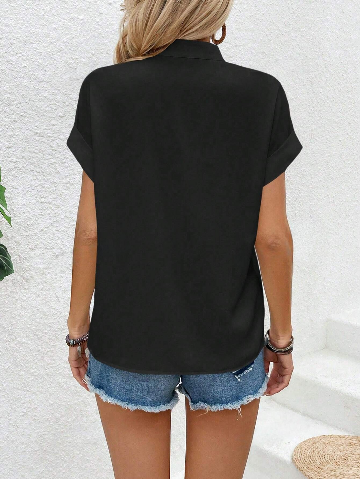 Camicia A Maniche A Pipistrello Con Colletto A Spacchi E Colore Unito