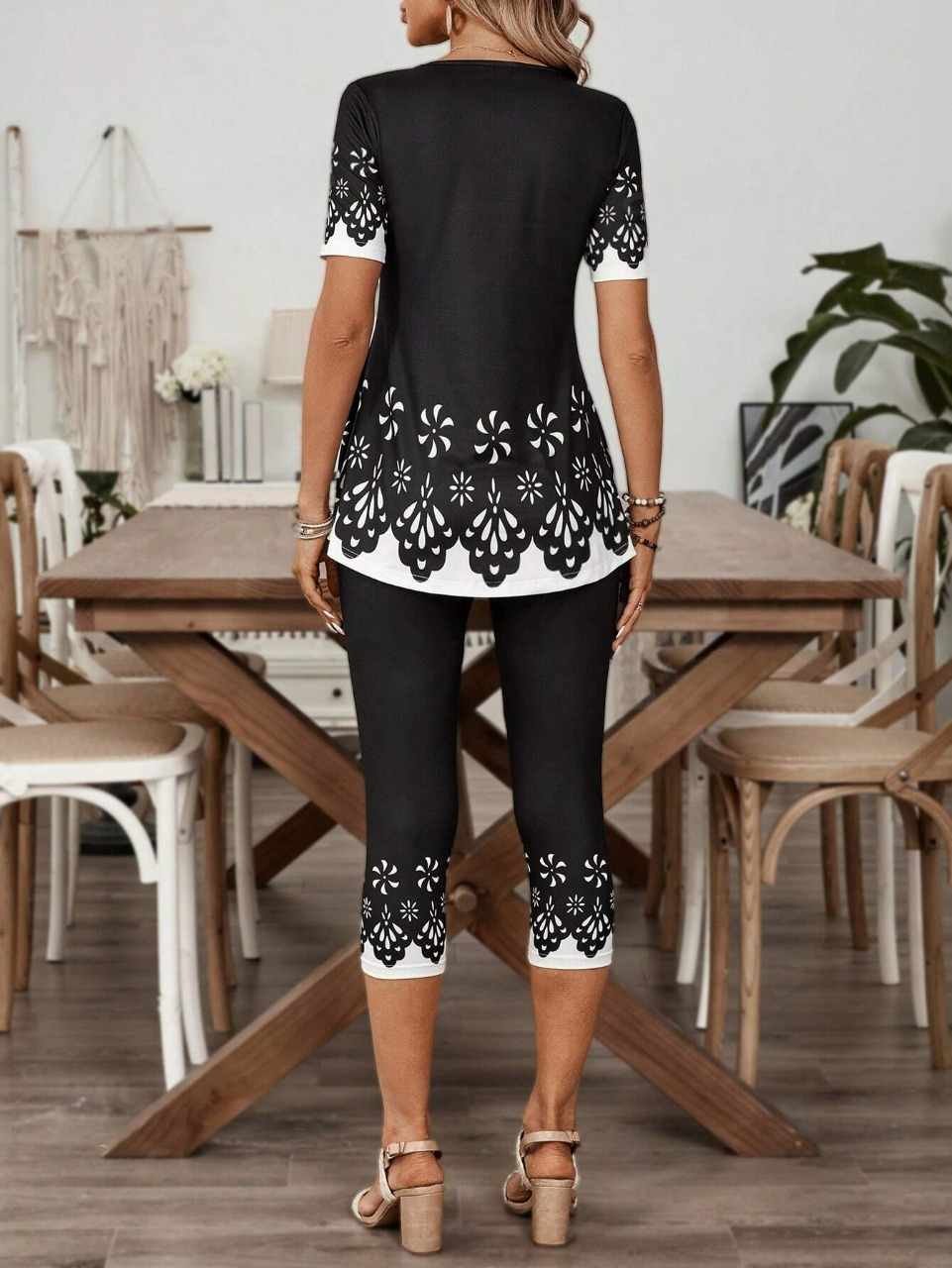 Set di maglietta estiva e leggings da donna di moda