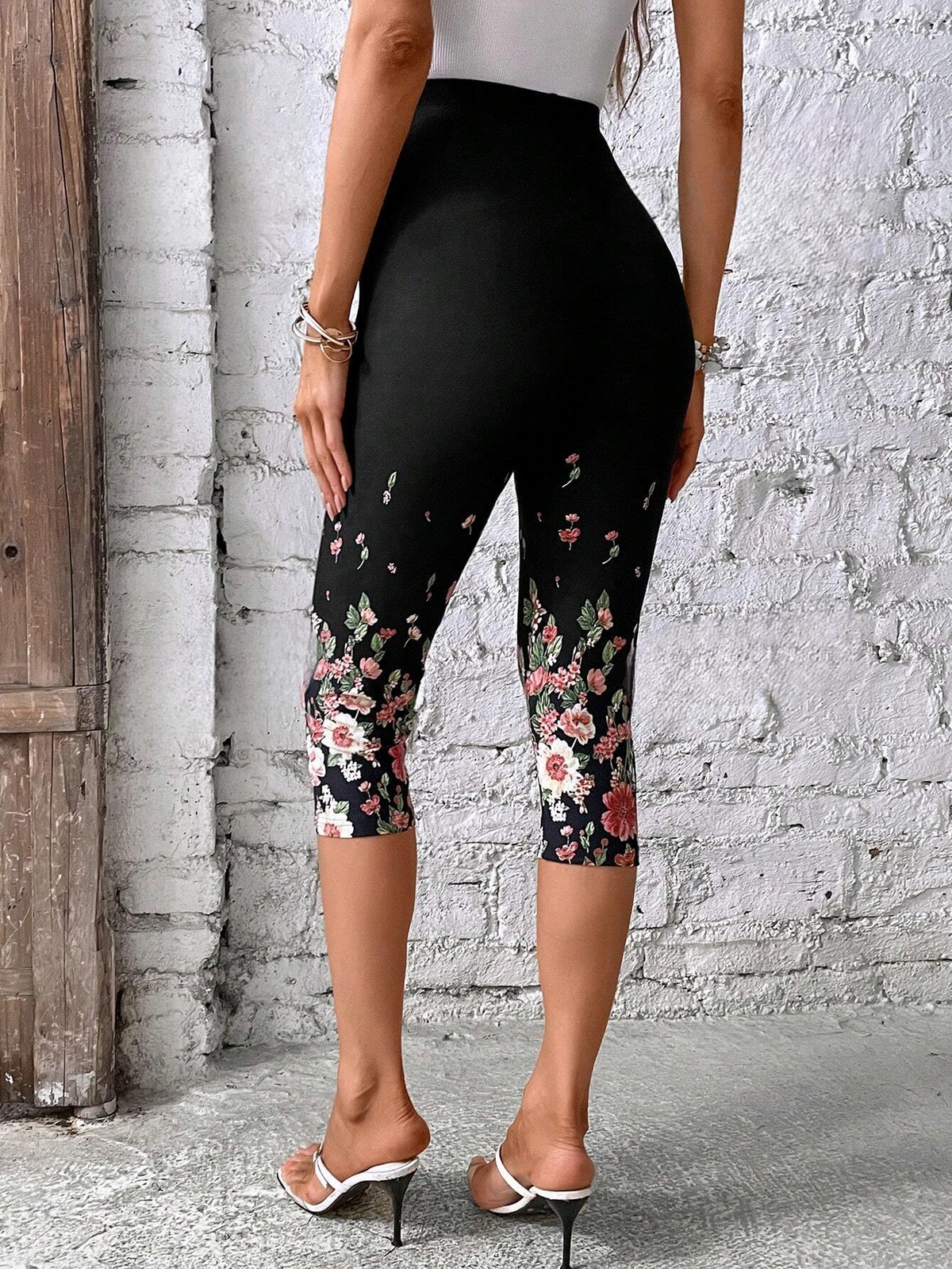 Leggings con stampa floreale capri