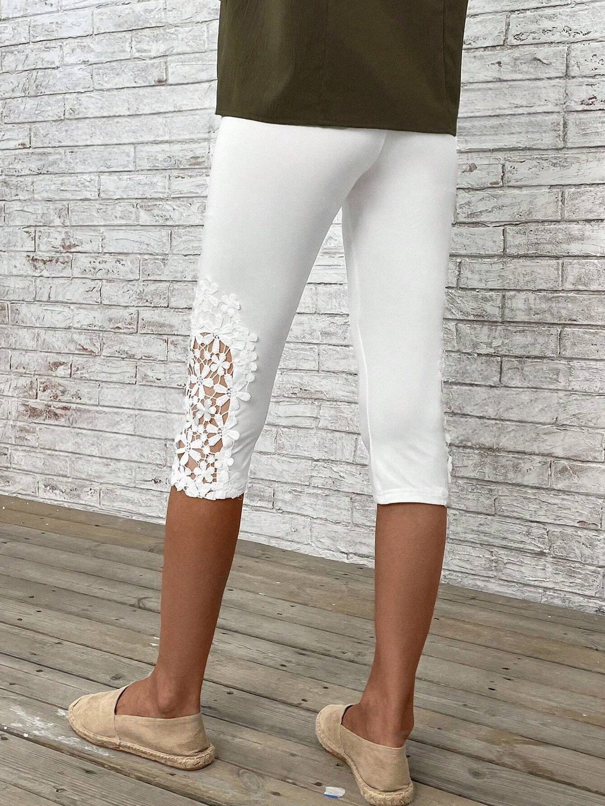 Leggings inserto in pizzo guipure capri