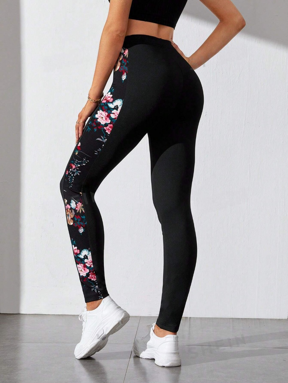 Leggings con stampa floreale con vita elastica