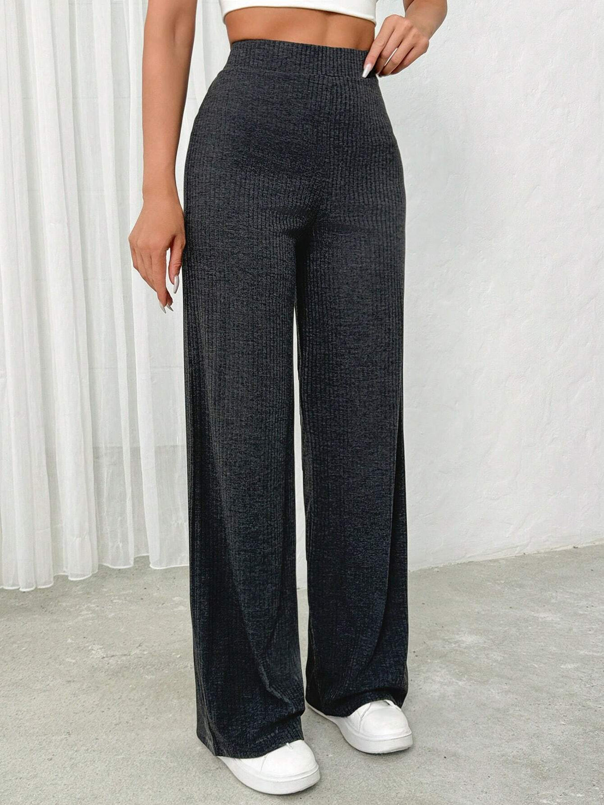 Pantaloni larghi a vita alta comodi grigi per donne