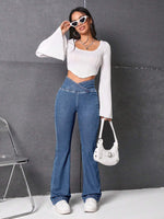 Jeans Da Donna Con Gamba Svasata A Vita Sovrapposta Estiva