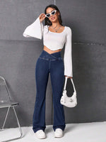 Jeans Da Donna Con Gamba Svasata A Vita Sovrapposta Estiva