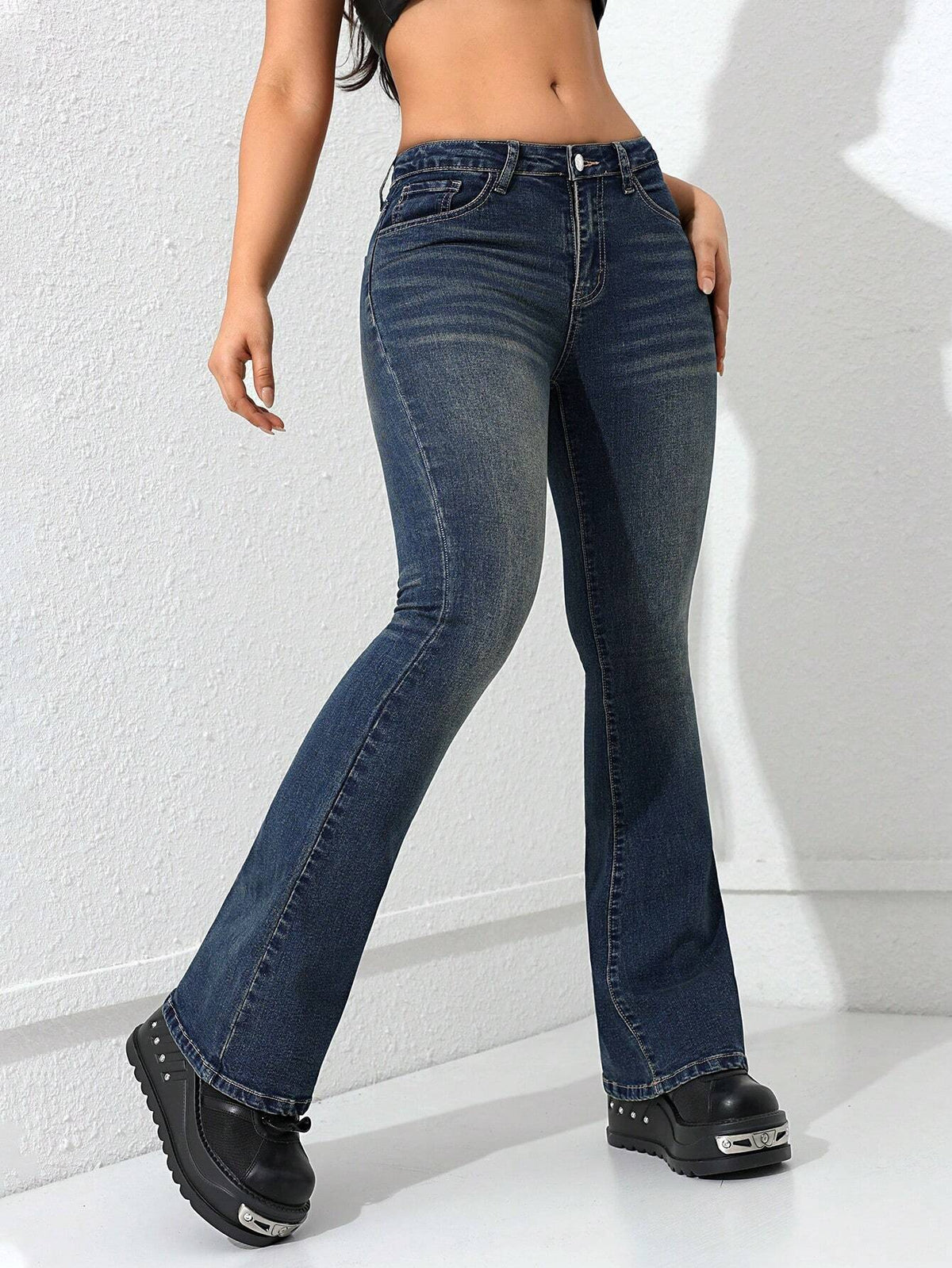 Jeans Di Colore Solido Con Tasche