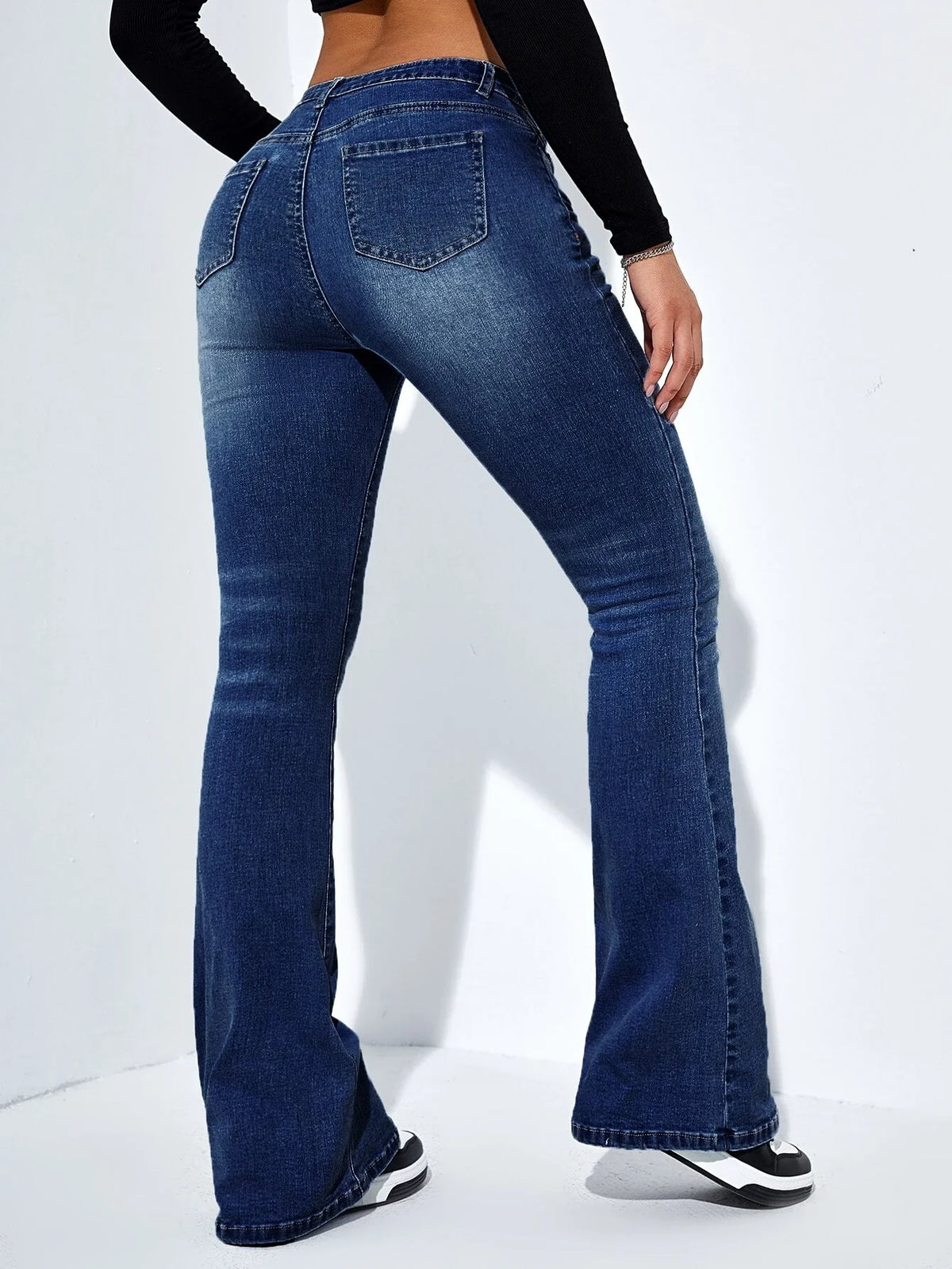 Jeans Di Colore Solido Con Tasche