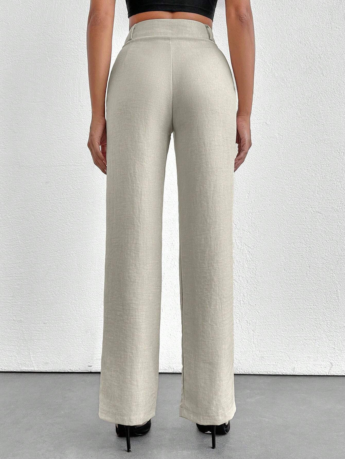 Pantaloni dritta a gamba dritta con tasche inclinate da donna di taglia piccola