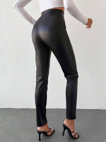 Pantaloni orlo a fessura