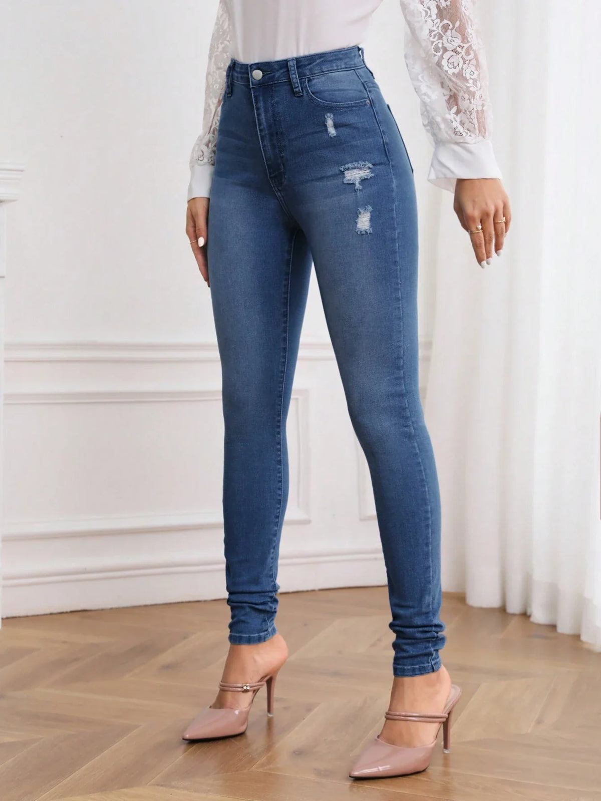 Jeans Strappati Tinta Unita Da Donna